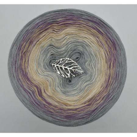 Lady Dee's Silver Touch (A35)