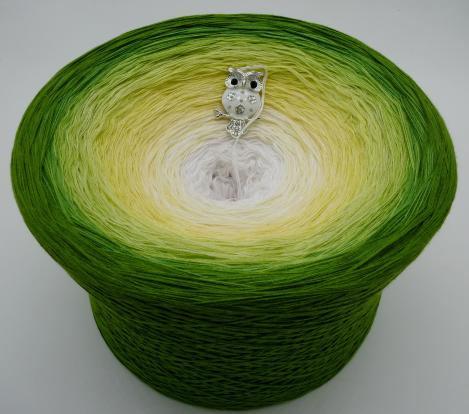 Preview: Gigantischer Bobbel - Grüne Aue im Sonnenlicht