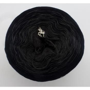 Lady Dee's Black Beauty