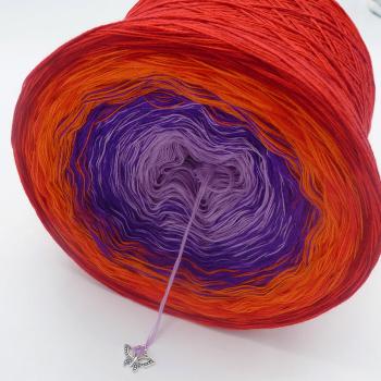 Preview: Lady Dee's Red Magic