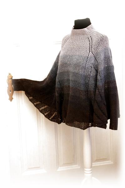 Häkelanleitung "All'n nothing" Poncho von Maike Ohlig