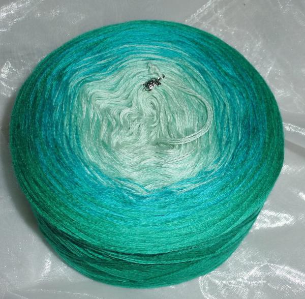 3 x 100g Merino Bobbel für den Preis von 2  (Überraschung)