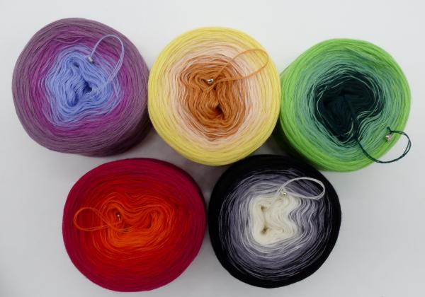 3 x 100g Merino Bobbel für den Preis von 2  (Überraschung)
