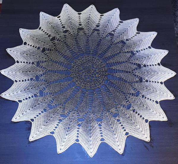Häkelanleitung Sternchendecke "Sonnenkuss" von Lady Dee's Traumgarne