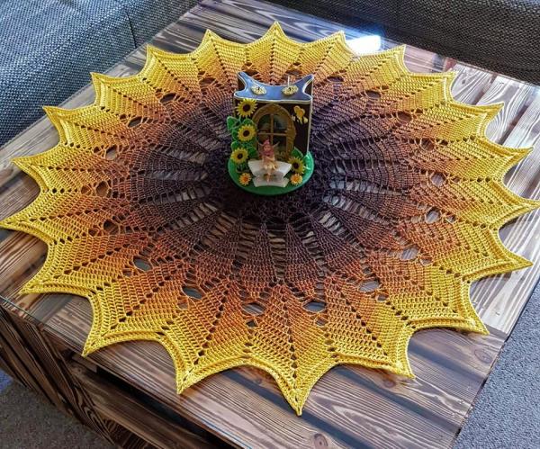 Häkelanleitung Sternchendecke "Sonnenkuss" von Lady Dee's Traumgarne