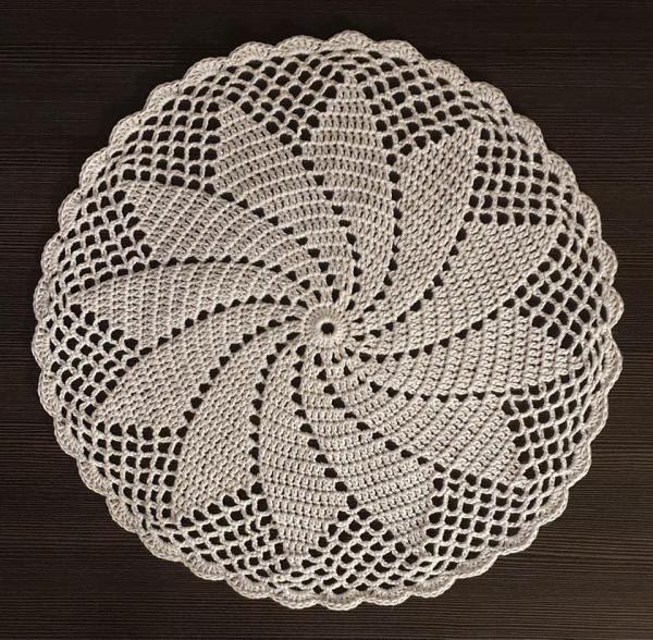 Häkelanleitung Platzdeckchen "Ivory" von Lady Dee's Traumgarne