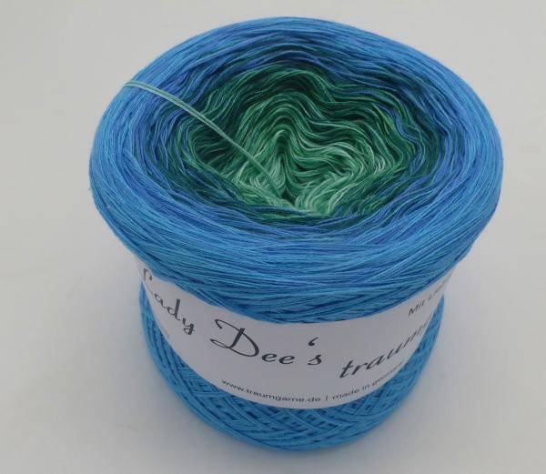 Lady Dee's Blue Gras