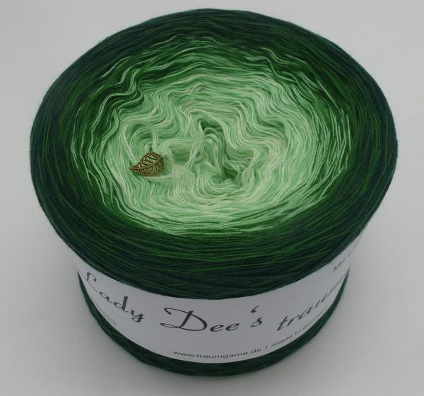 Lady Dee's Evergreen (A17)