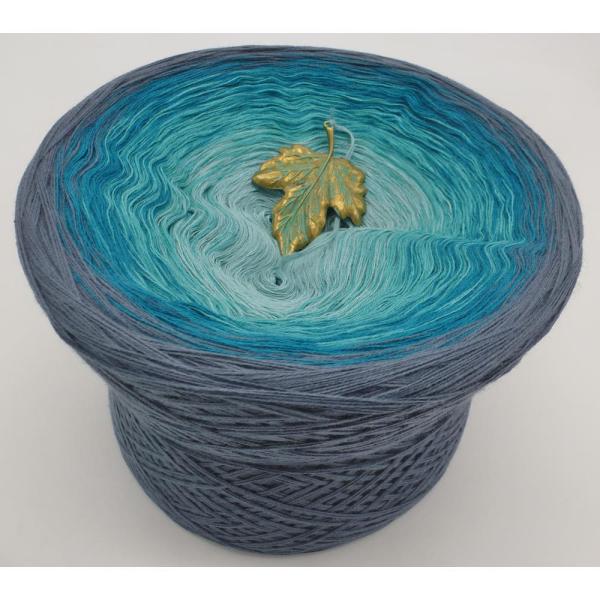 Lady Dee's Larimar (A76)