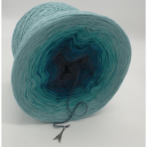 Lady Dee's Larimar (A76)