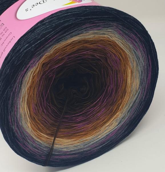 Gigantischer Bobbel - Farbkleckse im Nirgendwo