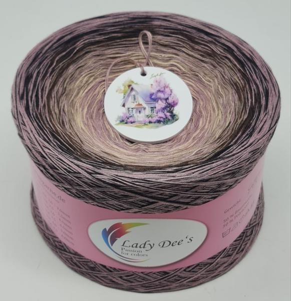Lady Dee's Edelchen in Rosenholz
